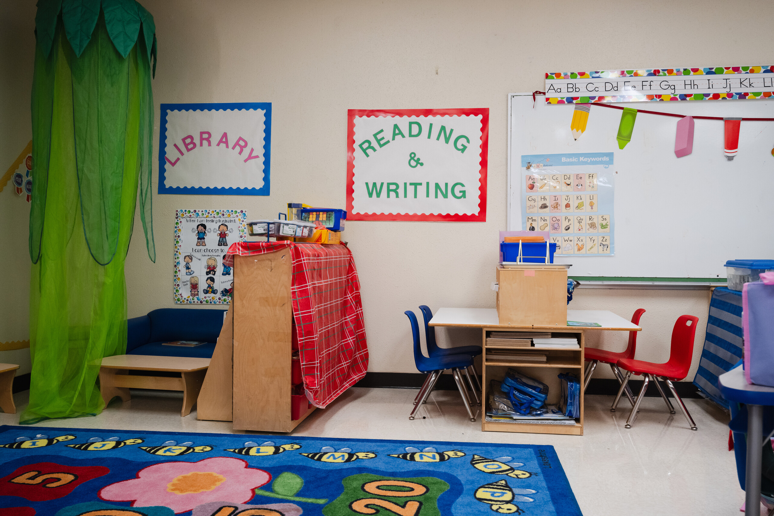 Texas must pay millions to fix errors in Bluebonnet school materials, contract shows